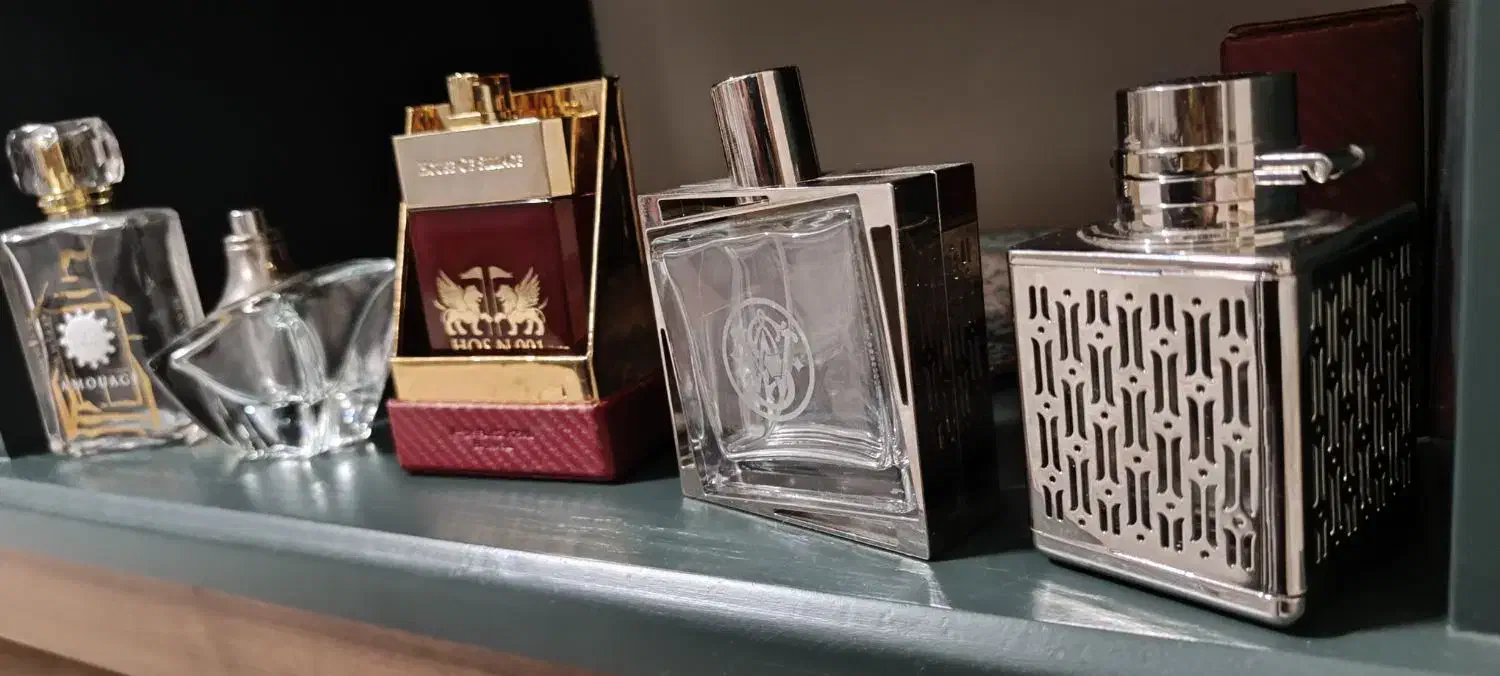 تعدادی جای عطر کلکسیونی|کلکسیون و سرگرمی|تهران, شمیران‌نو|دیوار