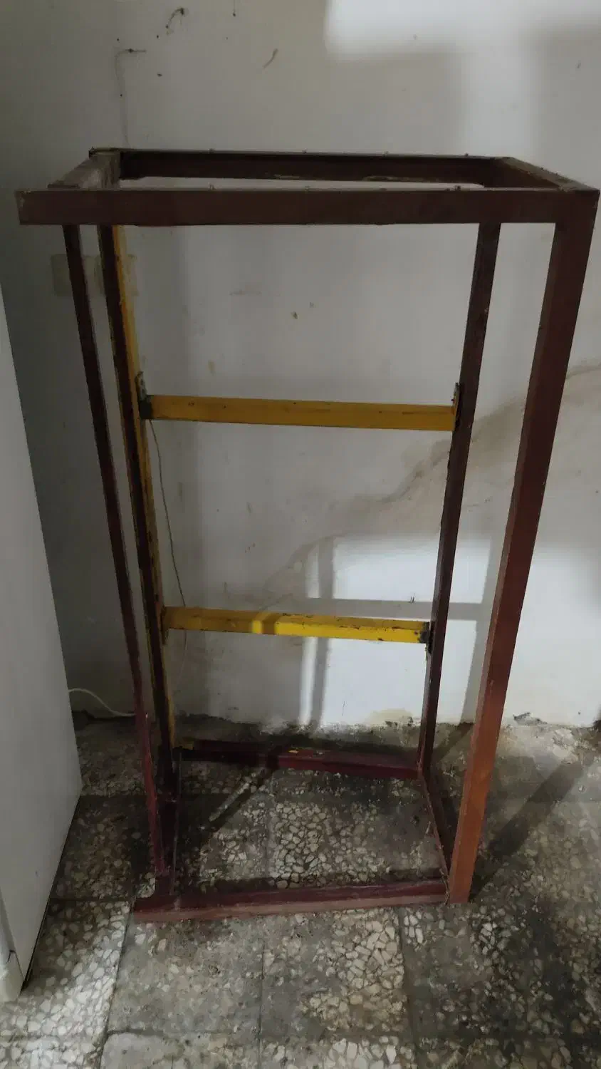 چهار پایه داخلی منزل وبیرون قوطی 4*4|صندلی و نیمکت|نجفآباد, صالح آباد|دیوار