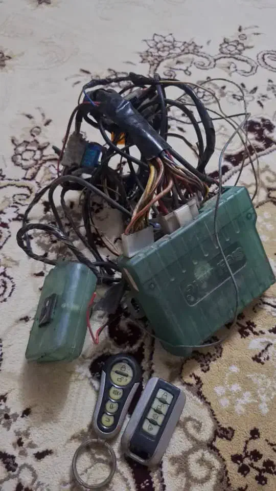 دیسک ترمزجلوی نیسان و دزدگیر  موتور شارژی|قطعات یدکی و لوازم جانبی|رشت, باهنر|دیوار