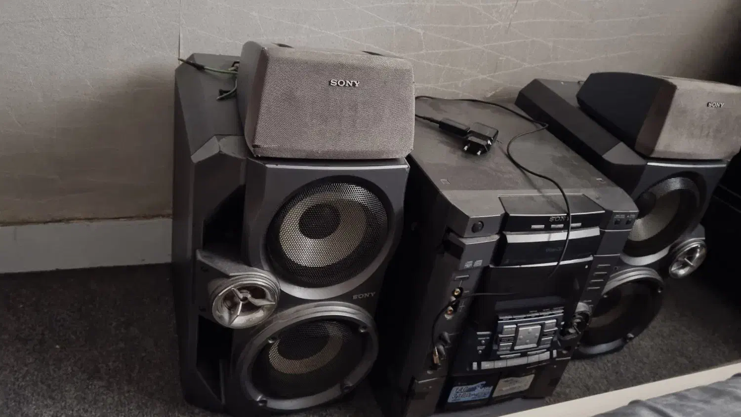 سیستم صوتی زلزله|سیستم صوتی خانگی|لاهیجان, کوی خزر|دیوار