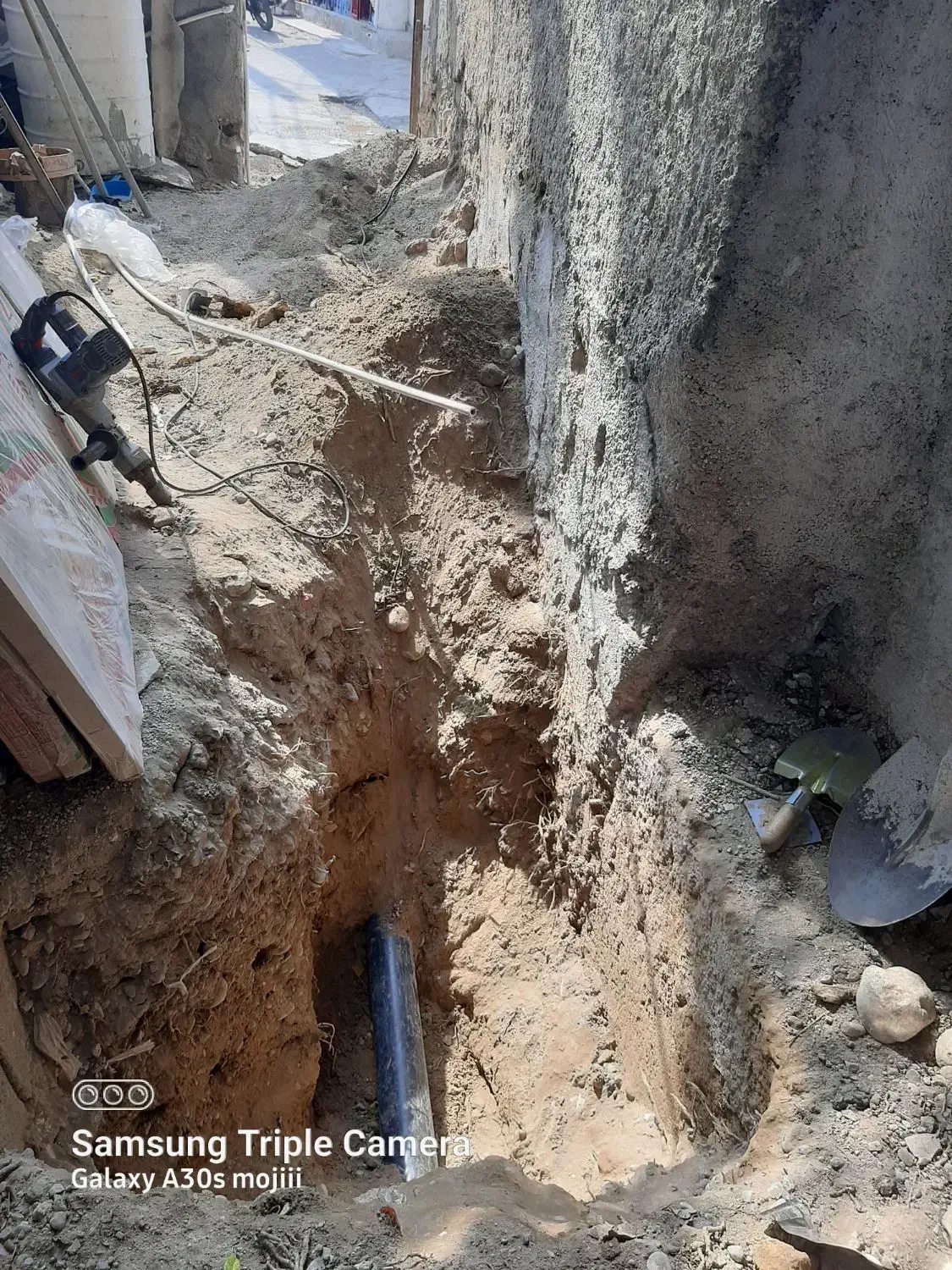 لوله کشی اب وفاضلاب،نصب شیرالات وبرق کشی|خدمات پیشه و مهارت|بندرعباس, |دیوار