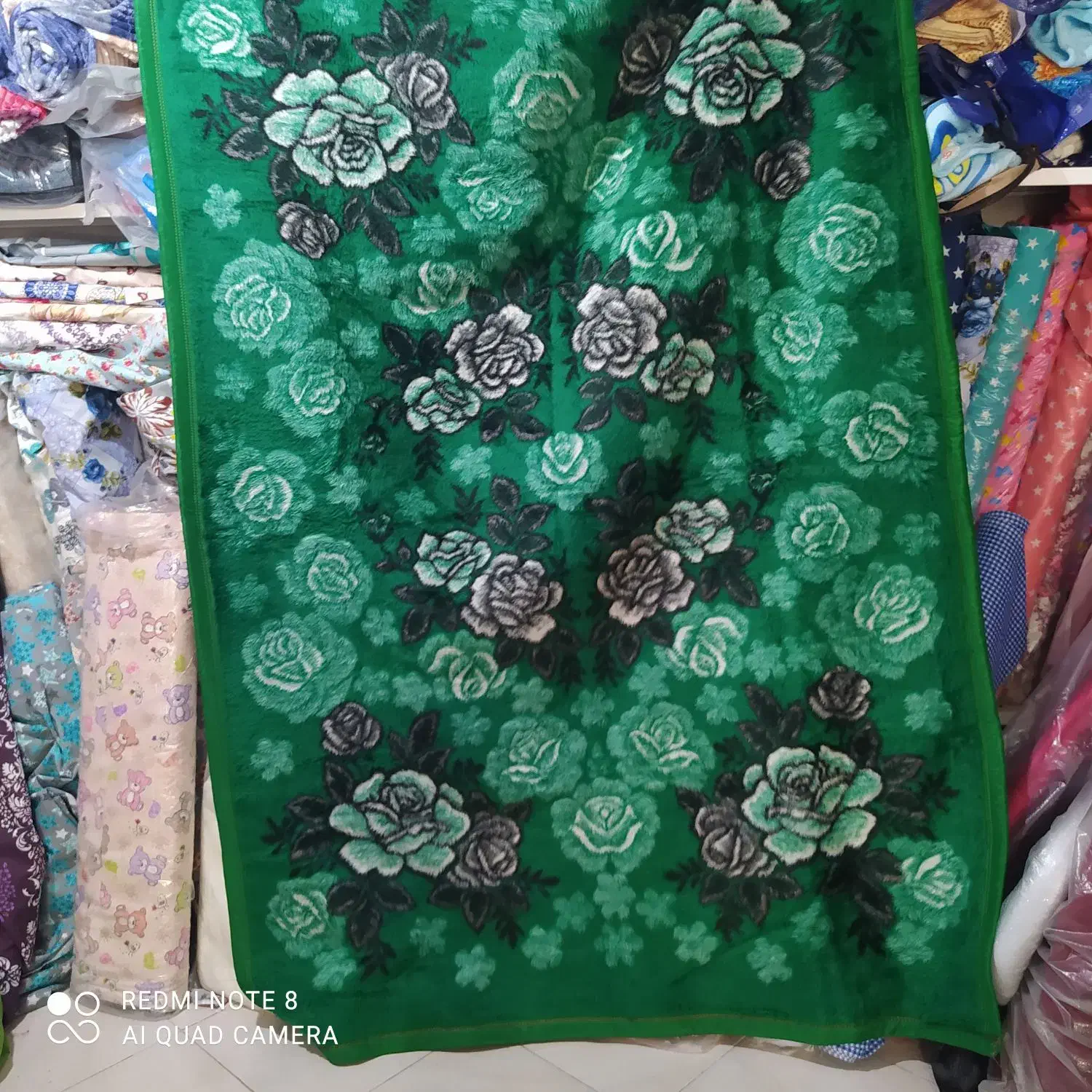 پتو مینک ، درخشان ،پشمی ،|رختخواب، بالش، پتو|ملارد, |دیوار