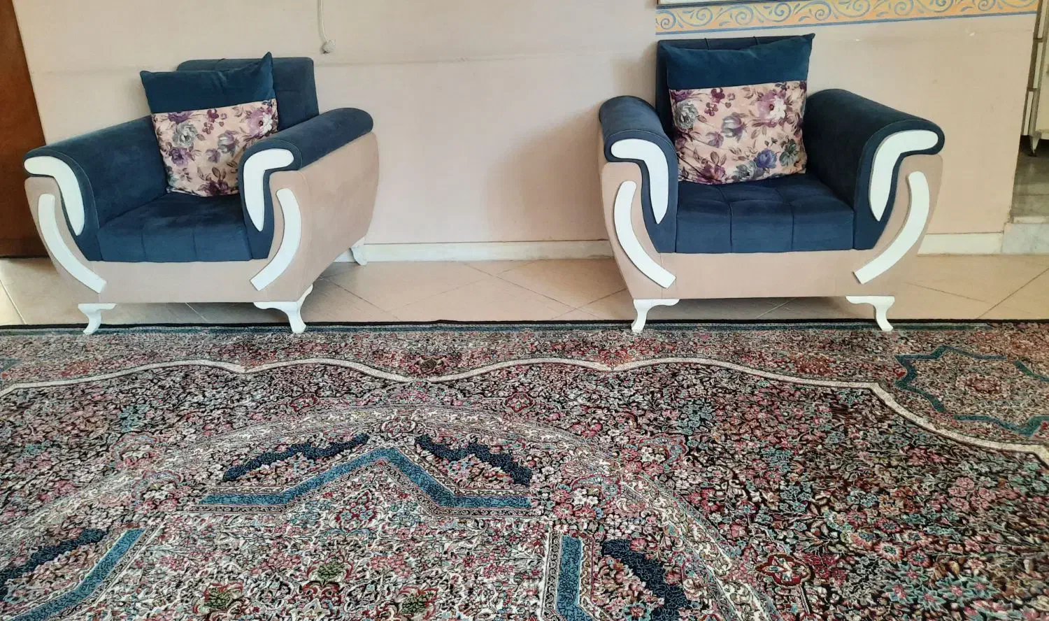 مبل نیم ست ۵ نفره|مبلمان خانگی و میز عسلی|کرمان, |دیوار