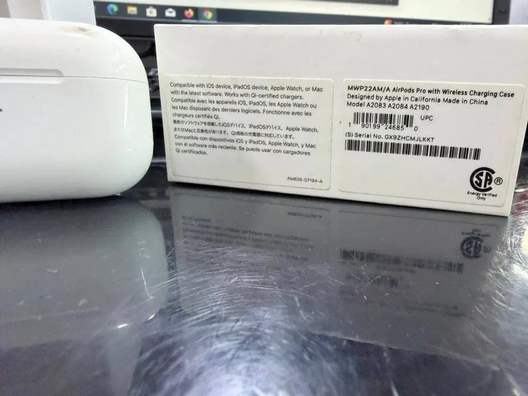 کیس ایر پاد ۲ پرو با جعبه|لوازم جانبی موبایل و تبلت|تهران, فلسطین (میدان انقلاب)|دیوار