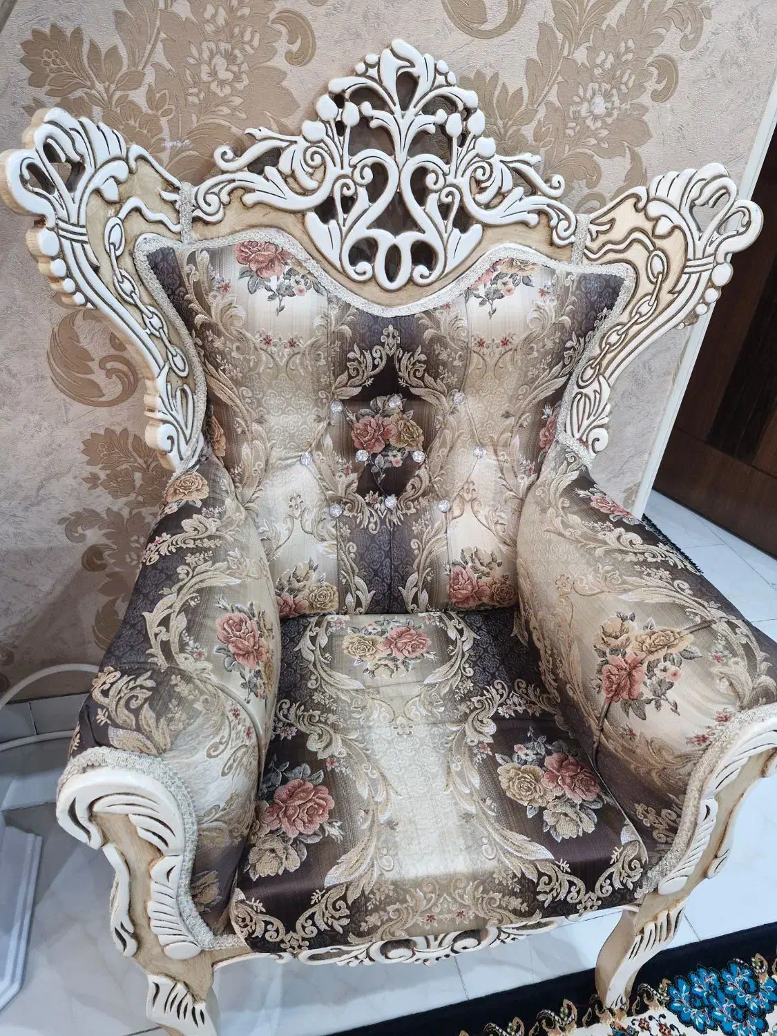 مبلمان ۷ نفره طرح قلب قیمت ۱۰ تومان|مبلمان خانگی و میز عسلی|باقرشهر, |دیوار