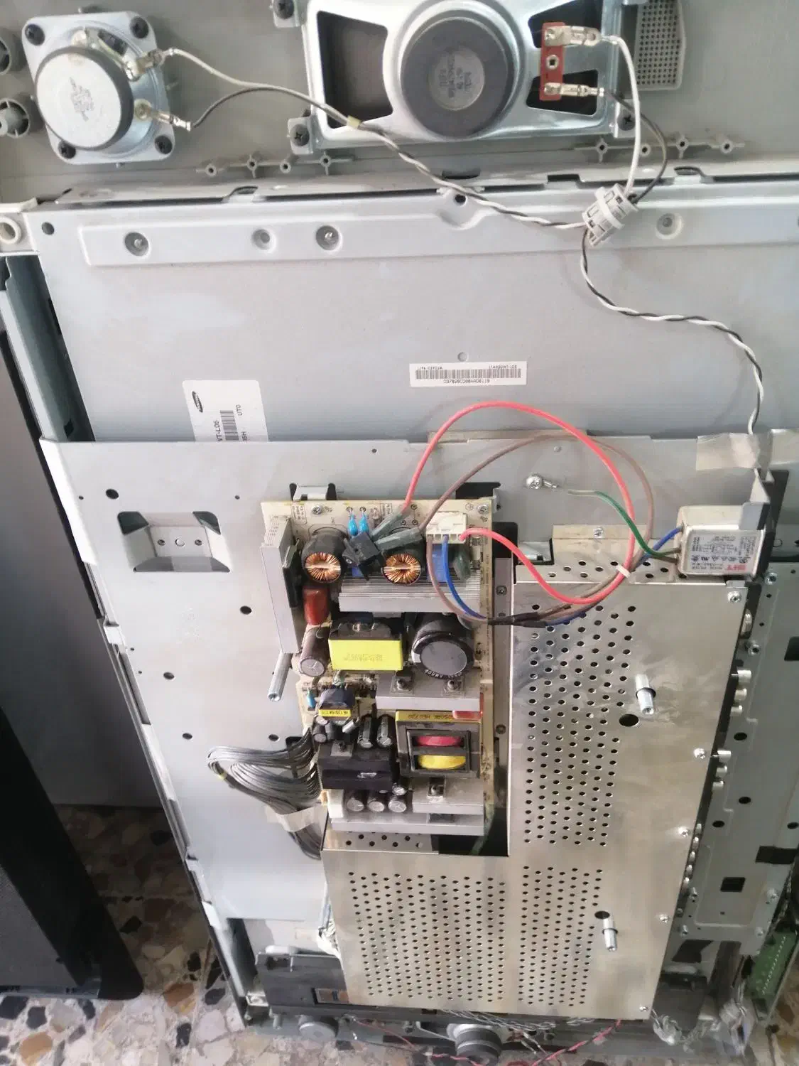 نمایندگی تعمیرات وخدمات پس از فروش انواع تلویزیون|تلویزیون و پروژکتور|بیرجند, |دیوار