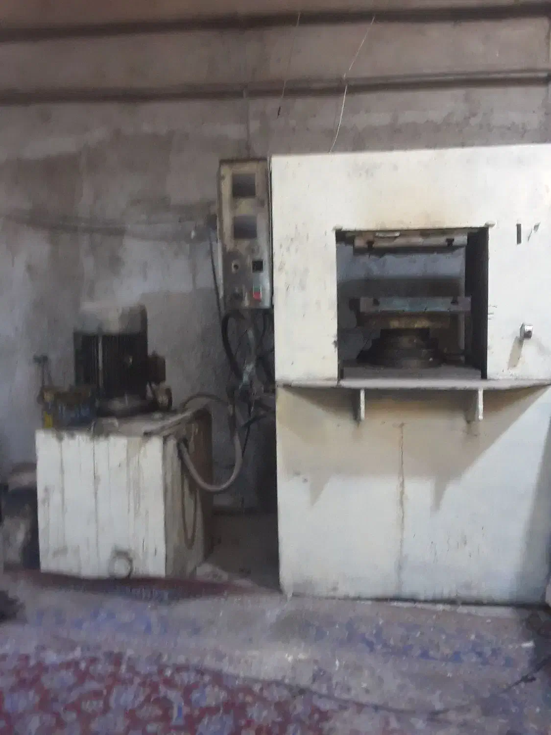 پرس پخت لاستیک|ماشین‌آلات صنعتی|پاکدشت, پاکدشت (مامازند)|دیوار