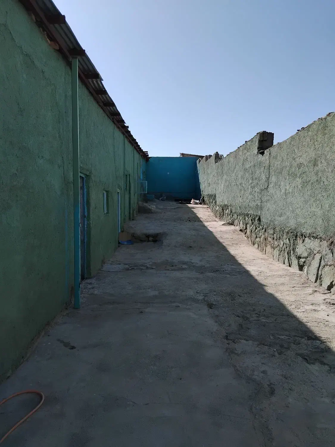 ۲۵۰ متر سالن جهت همکاری و شراکت|اجارهٔ دفتر صنعتی، کشاورزی، تجاری|طرقبه, |دیوار