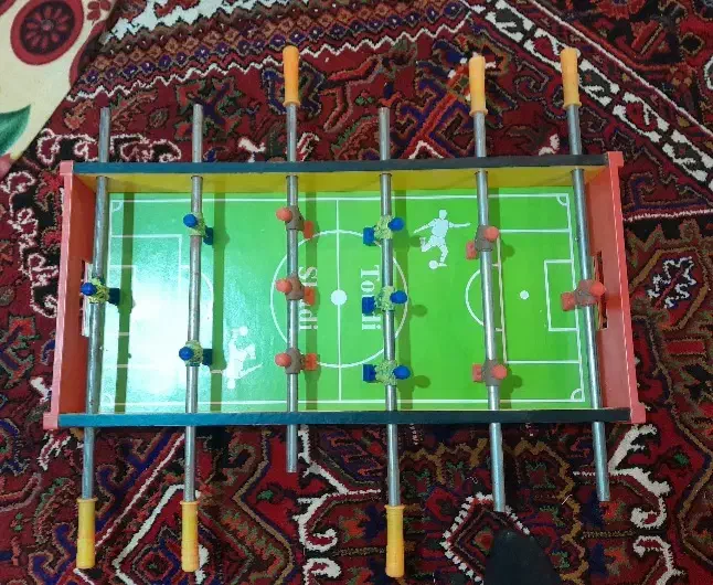 فوتبال دستی کم کارکرد سالم جنس خوب|اسباببازی|سهند, |دیوار
