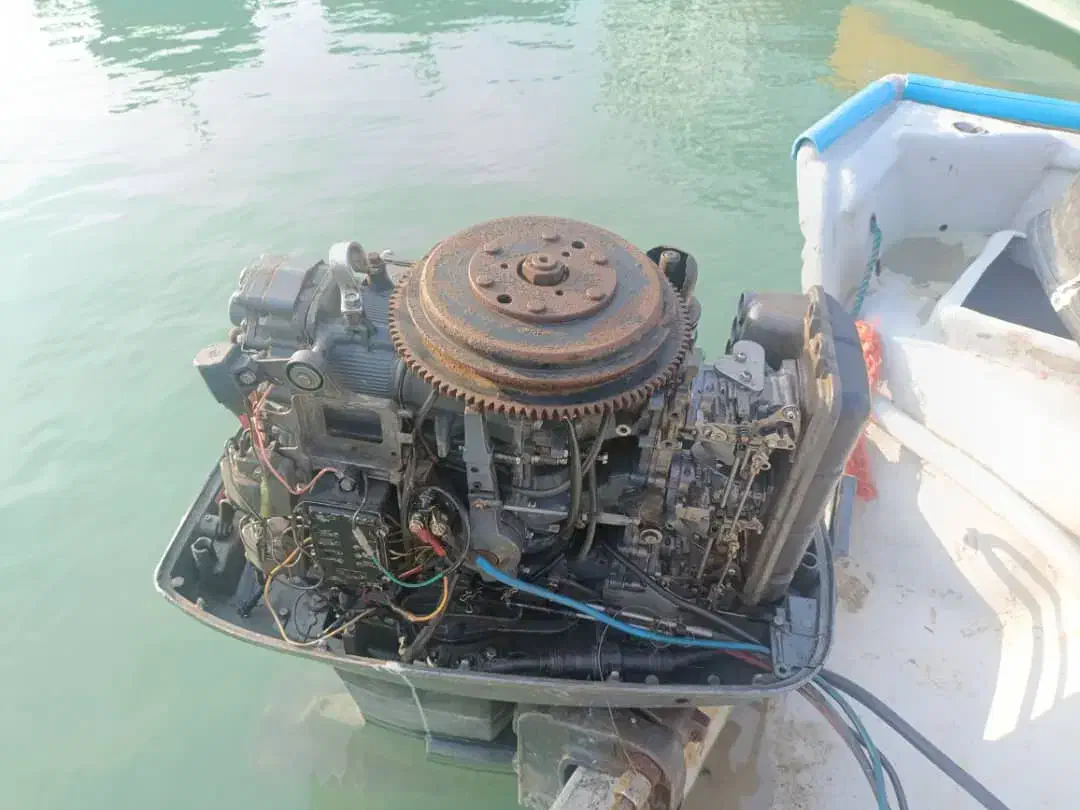 قایق ۸۵|قایق و سایر وسایل نقلیه|سیریک, |دیوار