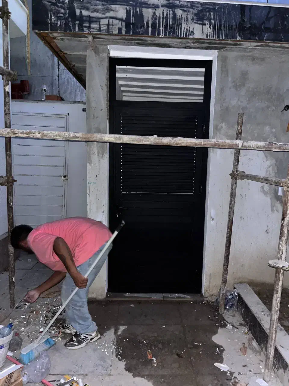 درب پنجره سازی نیک زاد|مصالح و تجهیزات ساختمان|محمودآباد, |دیوار