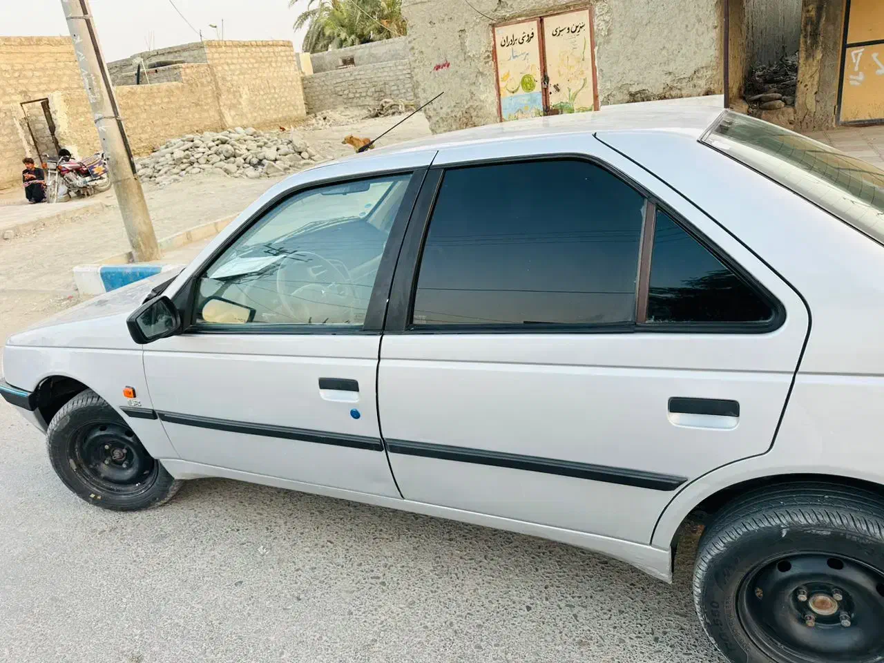 ۴۰۵ مدل ۸۹ تما اب رنگ خیلی تمیز بدون خط خش|خودرو سواری و وانت|پیشین, |دیوار