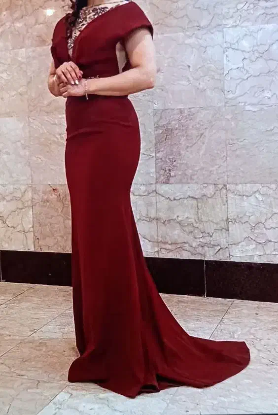 لباس مجلسی زرشکی|لباس|خمام, |دیوار