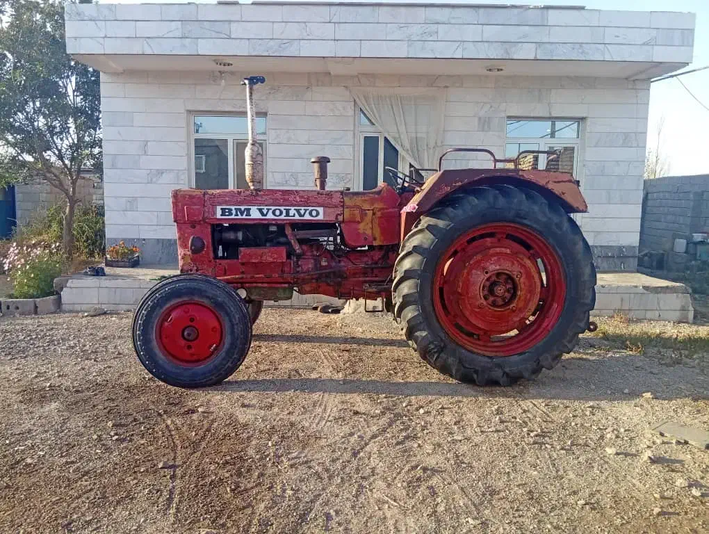 تراکتور بی ام ولوو سه سیلندر کم کار|خودرو سنگین|اردبیل, |دیوار