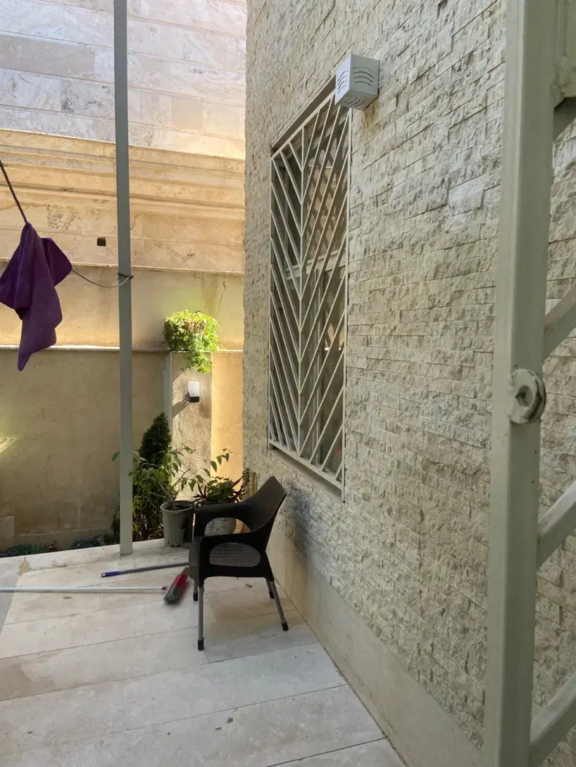 در پنجره اهنی عالی سنگین باحفاظ|مصالح و تجهیزات ساختمان|چهارباغ, |دیوار