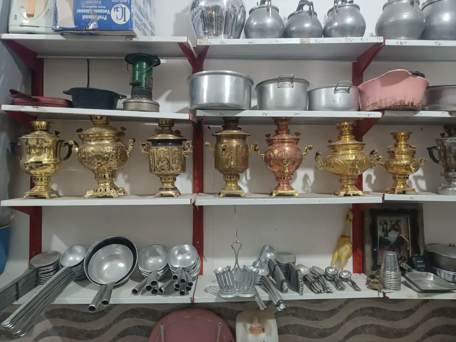 سماور زغالی|کلکسیون اشیاء عتیقه|تربت جام, معدآباد|دیوار