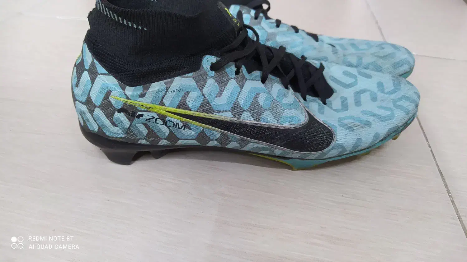 کفش فوتبال نایک ایرزوم|کیف، کفش، کمربند|هشتگرد, هشتگرد قدیم|دیوار