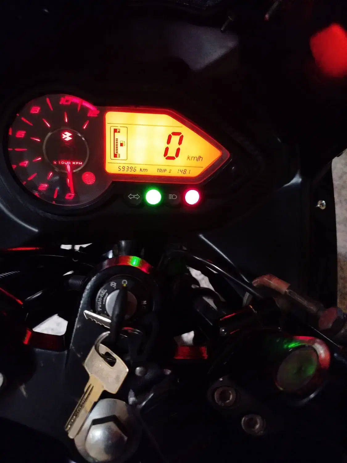 پالس 220|موتورسیکلت|رشت, کوی مهر|دیوار