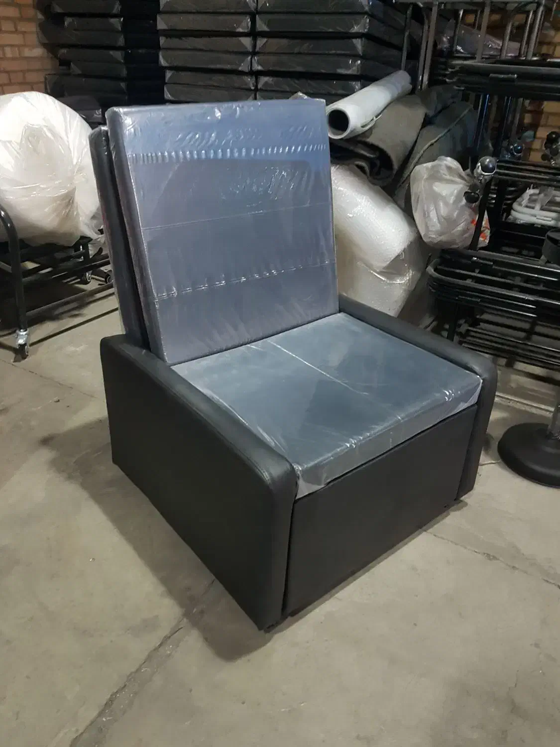 کاناپه مبلی تخت شو(تختخوابشو صندلی شو بیمار همراه)|مبلمان خانگی و میز عسلی|تهران, خاوران|دیوار