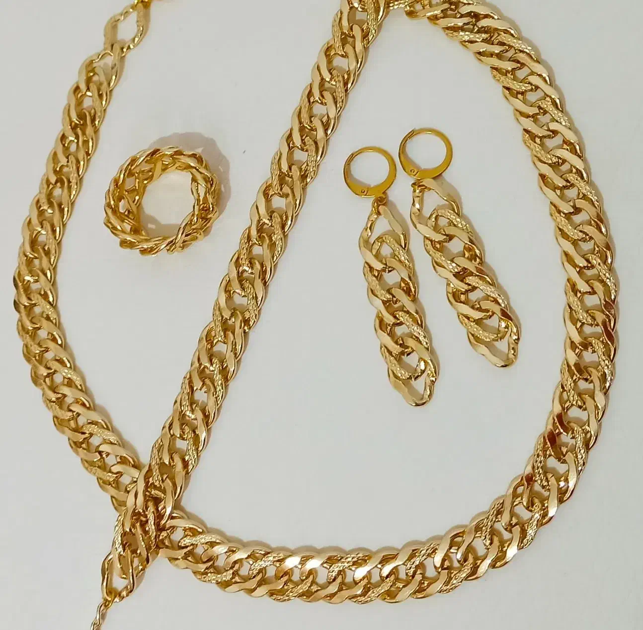 بدلیجات و اکسسوری زیبا|بدلیجات|کرمانشاه, |دیوار