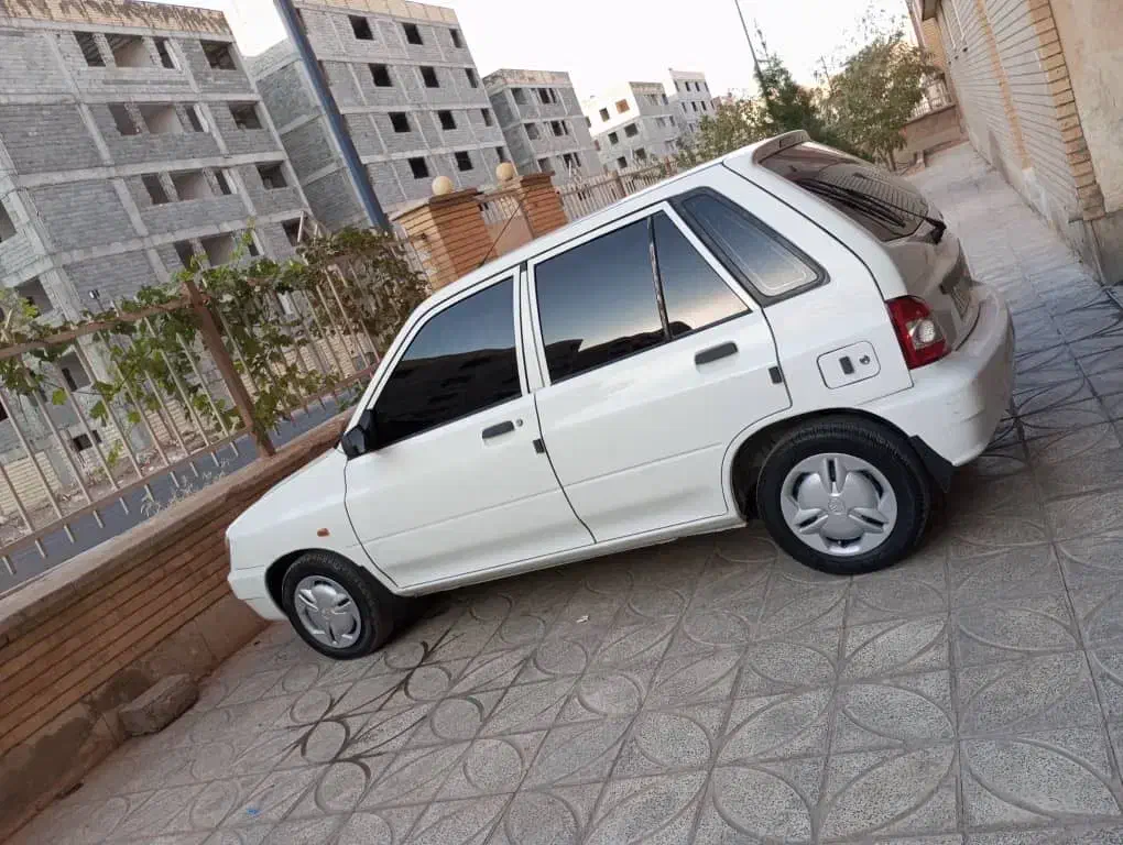 111 مدل ۹۷|خودرو سواری و وانت|فولادشهر, B2|دیوار