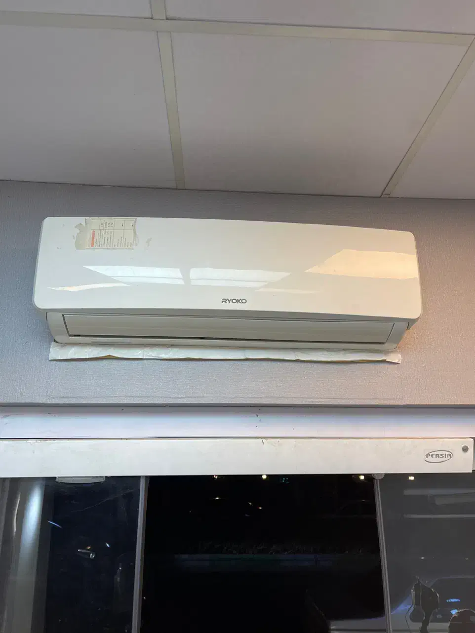 اسپیلت ۱۸۰۰۰ سالم در حد نو|کولر گازی و فن‌کوئل|رشت, بلوار گیلان|دیوار