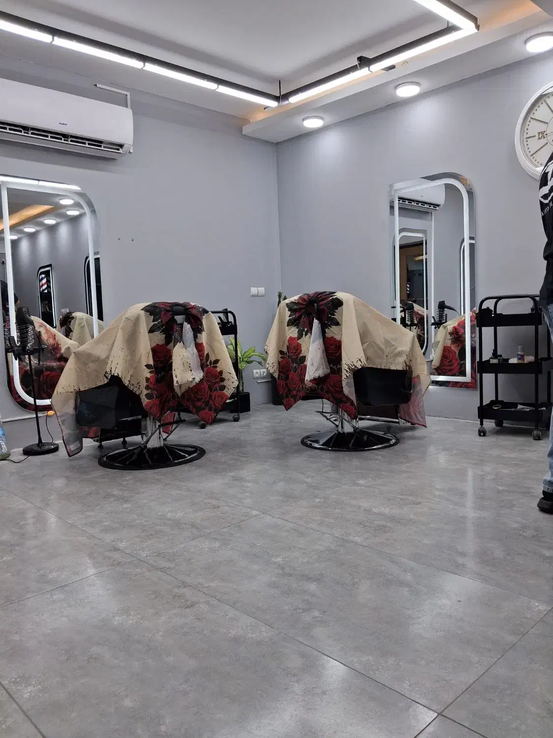 کوتاهی مو اقایان (رایگان)|خدمات آرایشگری و زیبایی|کاشان, گبرها|دیوار