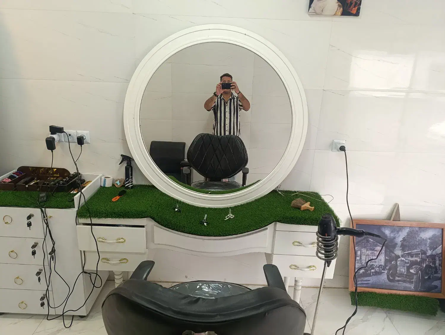 سرشور وآینه کنسول اریشگاه|آرایشگاه و سالنهای زیبایی|شاهدشهر, |دیوار