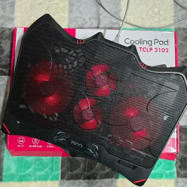 خنک کننده لپتاپ چهار فن...|قطعات و لوازم جانبی رایانه|رشت, گیل|دیوار