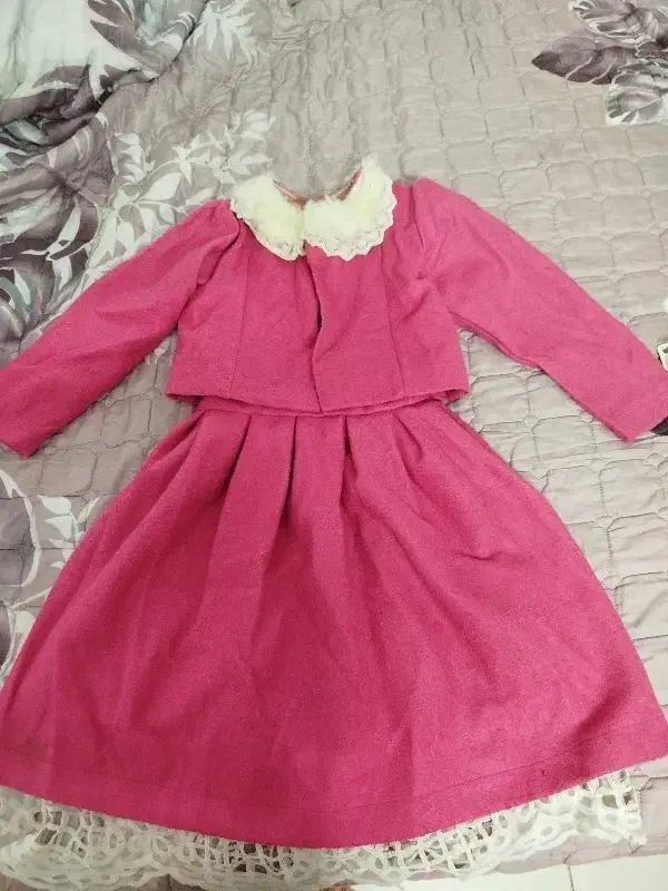 لباس مجلسی دخترانه شیک ورق بزنید|کفش و لباس بچه|مشهد, هنرور|دیوار