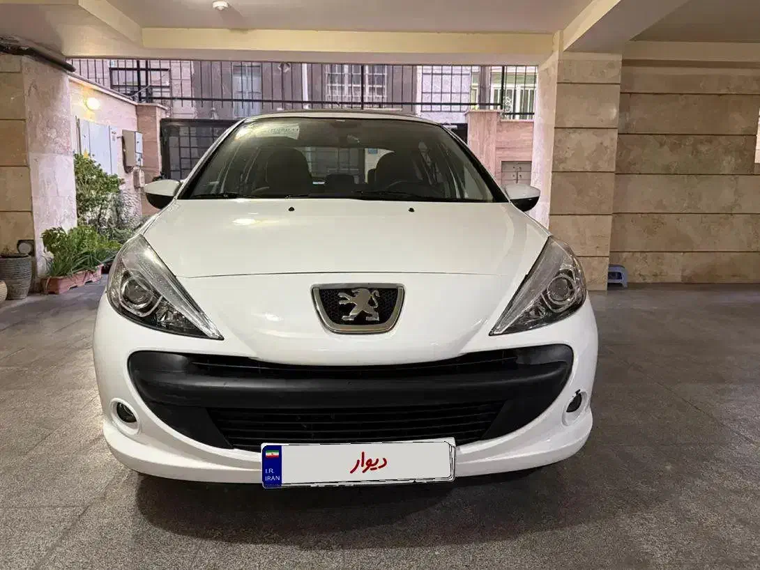 پژو ۲۰۷ دنده ای سقف پانورما مدل ۱۴۰۳|خودرو سواری و وانت|تهران, سلسبیل جنوبی|دیوار