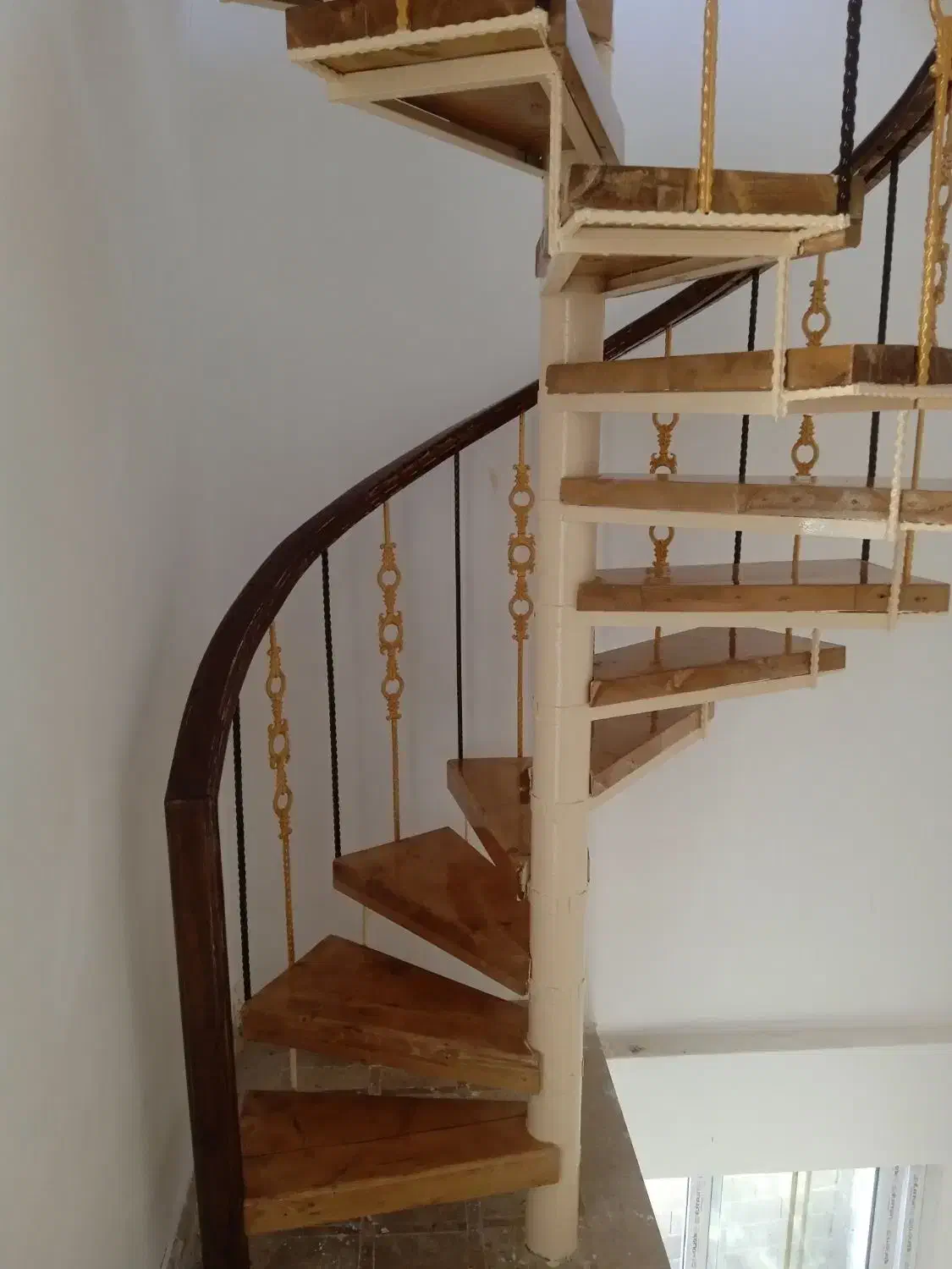 خدمات نقاشی ساختمان.|خدمات پیشه و مهارت|فومن, |دیوار