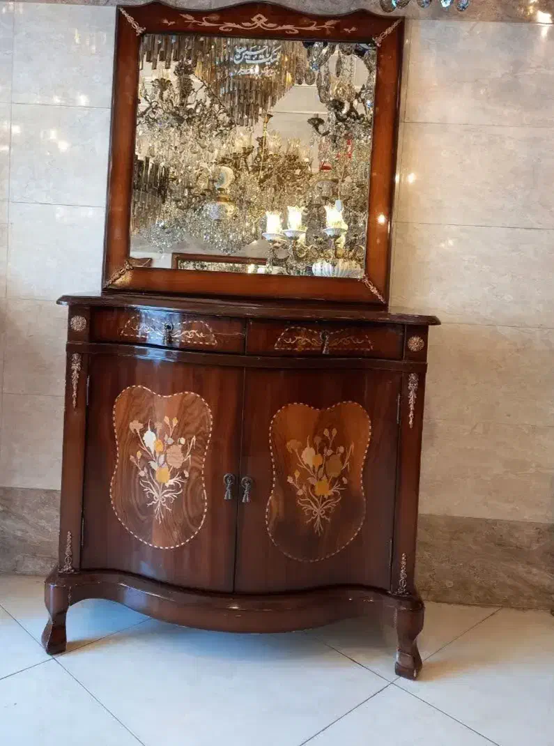 آینه و کنسول بسیار شیک|بوفه، ویترین، کنسول|فردیس, فردیس|دیوار