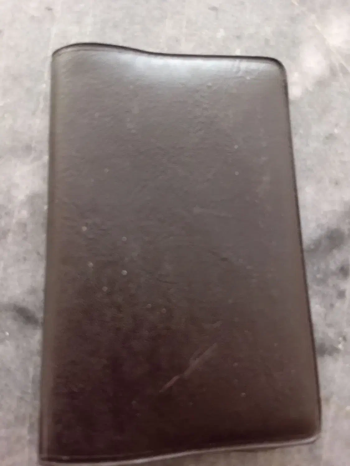 گمشده‌کیف‌|اشیا|تربت‌حیدریه, حاجی یار‎|دیوار