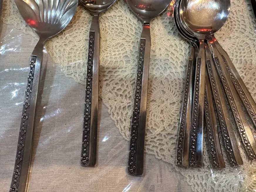 ظرف میوه برنجی هندی و سرویس قاشق چنگال ظروف دیگر|ظروف سرو و پذیرایی|تهران, چیتگر شمالی|دیوار