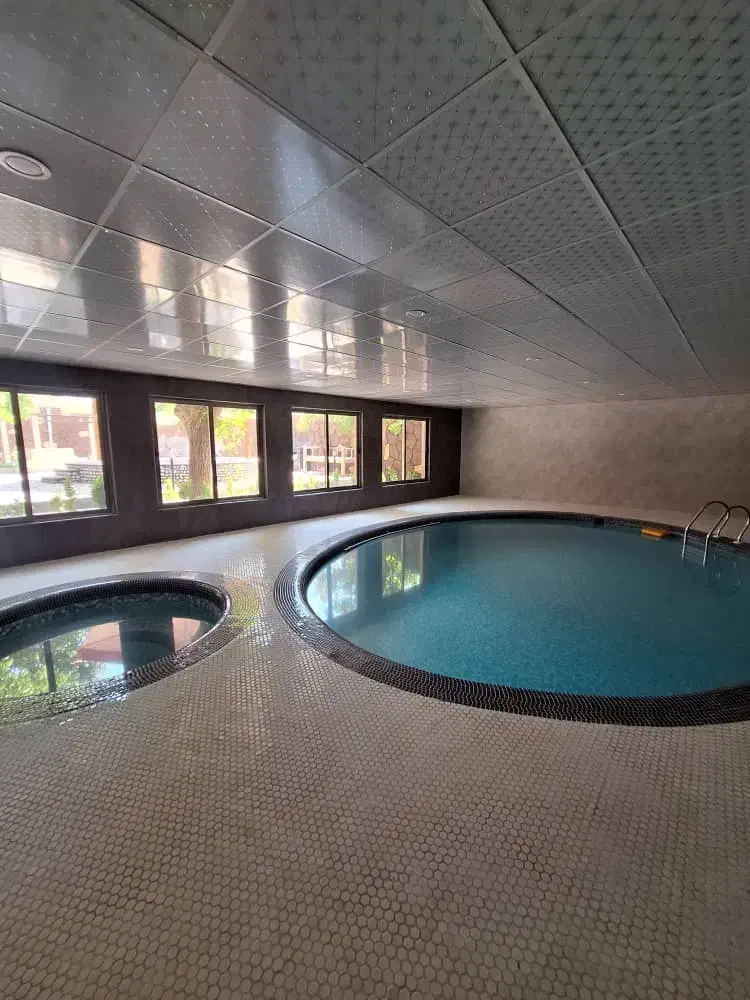 اجاره ویلا۱۶۰ متری ابگرم سرپوشیده باغبادران|اجارهٔ خانه و ویلا|باغ بهادران, |دیوار