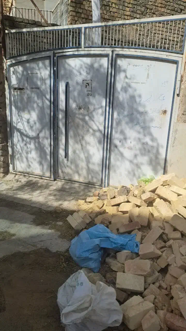 در حیاط|مصالح و تجهیزات ساختمان|قم, شهرک فاطمیه|دیوار