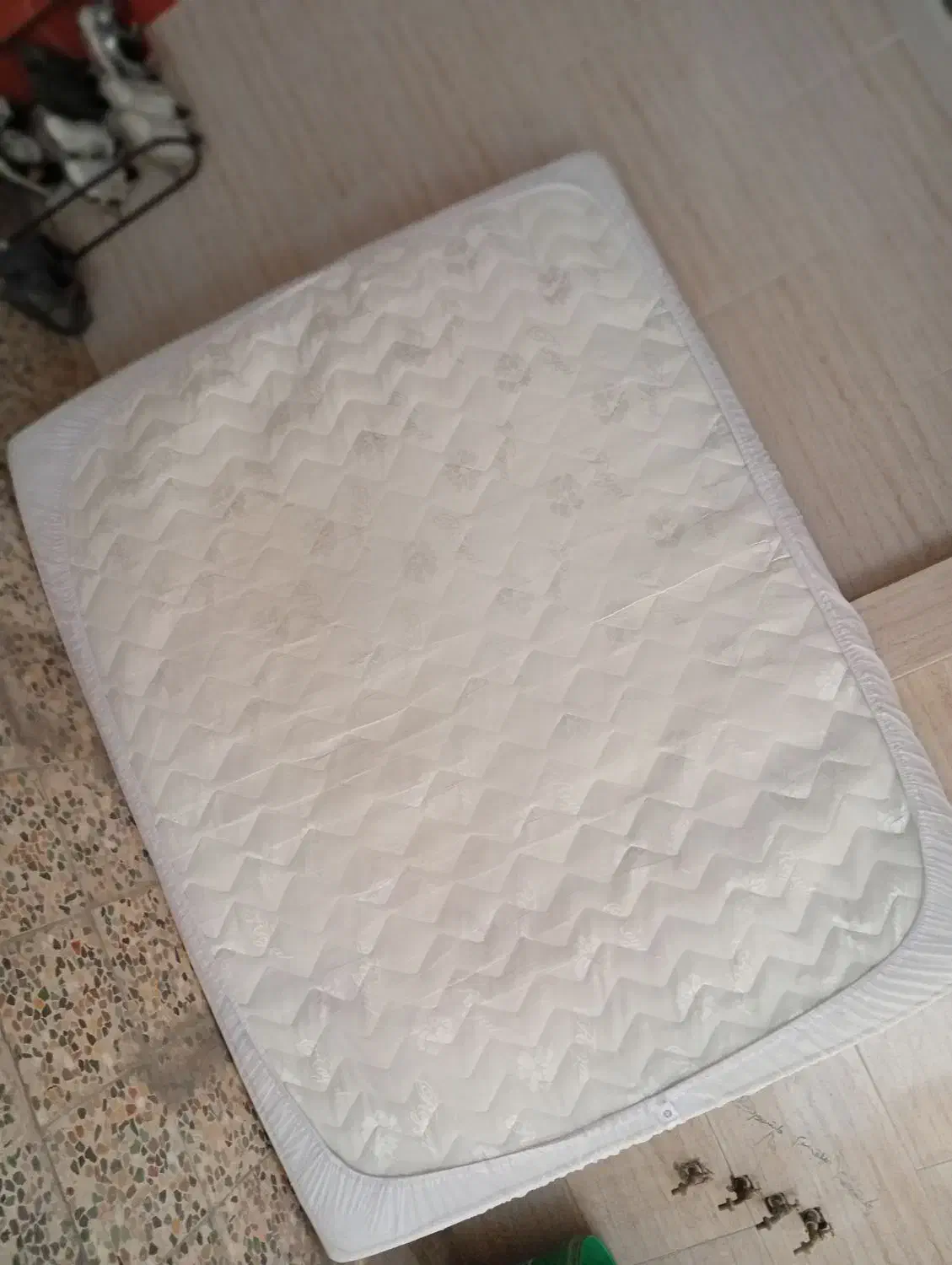 تشک فنری|تشک تختخواب|اردبیل, |دیوار