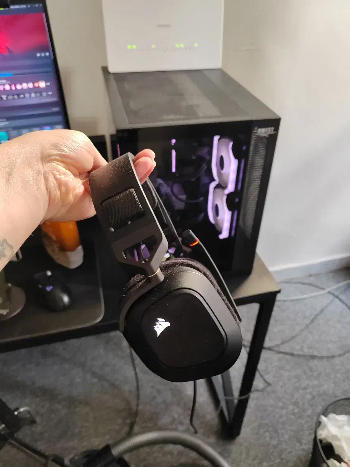 wireless headphone corsair hs80|قطعات و لوازم جانبی رایانه|کرج, بنیاد|دیوار