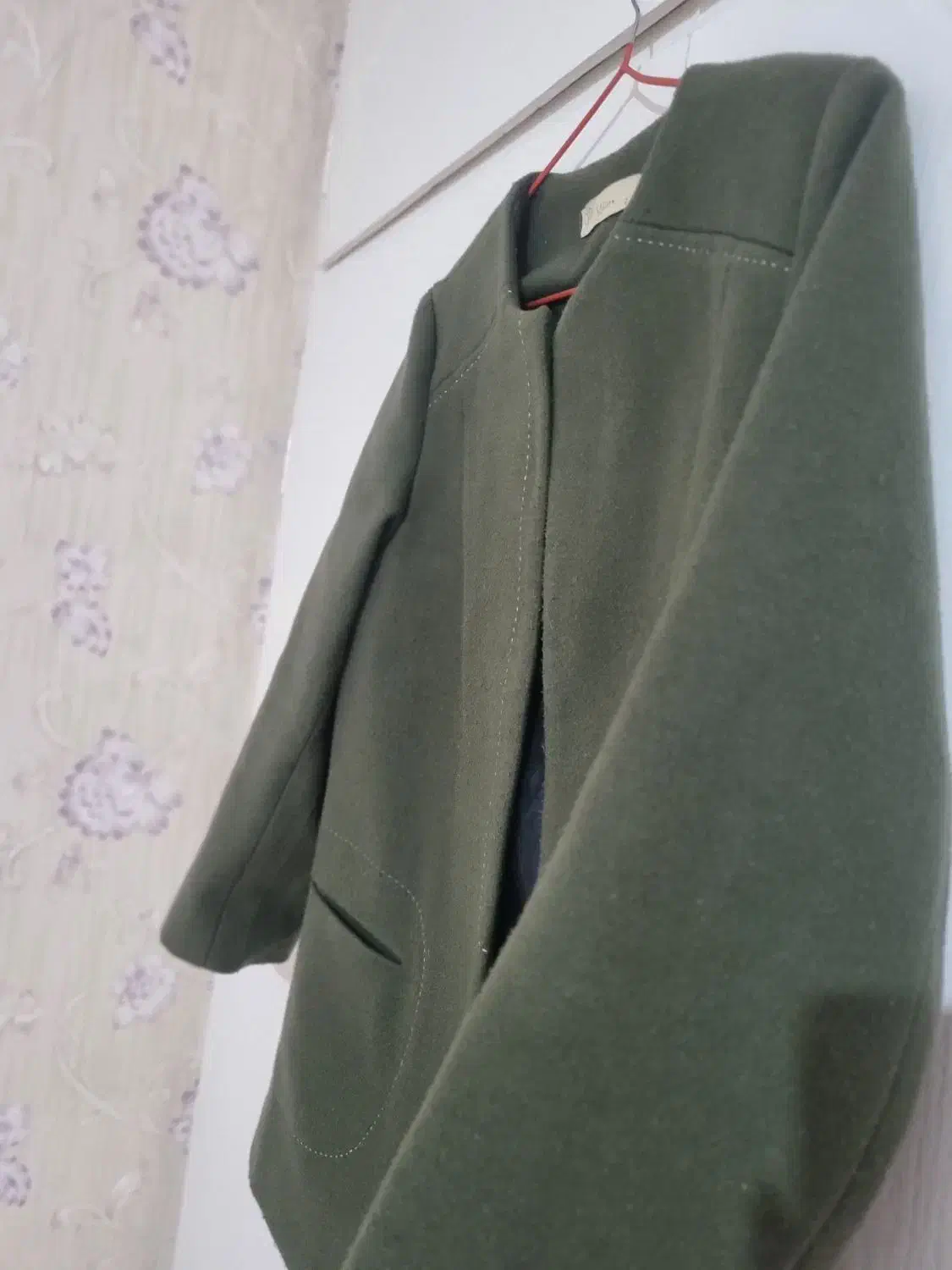 پالتو فوتر رنگ زیتونی سایز ۴۲|لباس|معصومیه, |دیوار