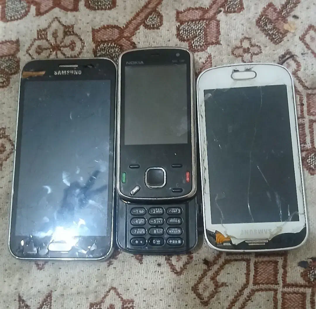 گوشی کشویی سالم|موبایل|الیگودرز, |دیوار