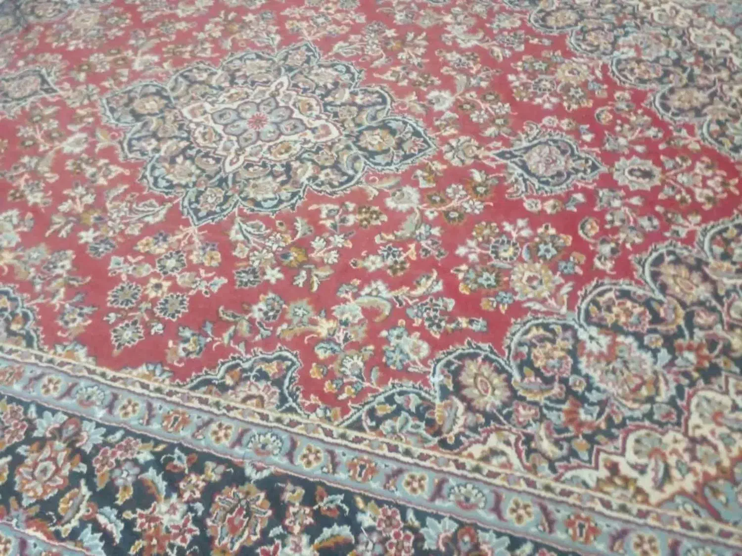 فرش 12 متری زمینه لاکی|فرش|بابل, |دیوار