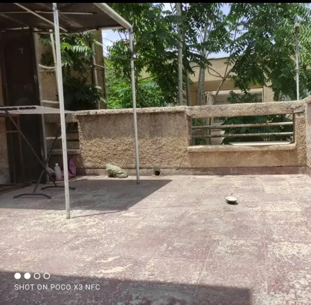 87متر حیاط دار همراه با سند تک برگ|فروش آپارتمان|فولادشهر, A2|دیوار