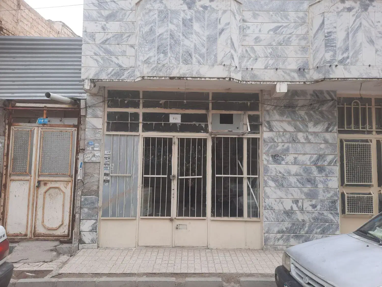 طبرسی شمالی 27 مغازه 12متر هم کاسبی و هم پارکینک|اجارهٔ مغازه و غرفه|مشهد, شهید قربانی|دیوار