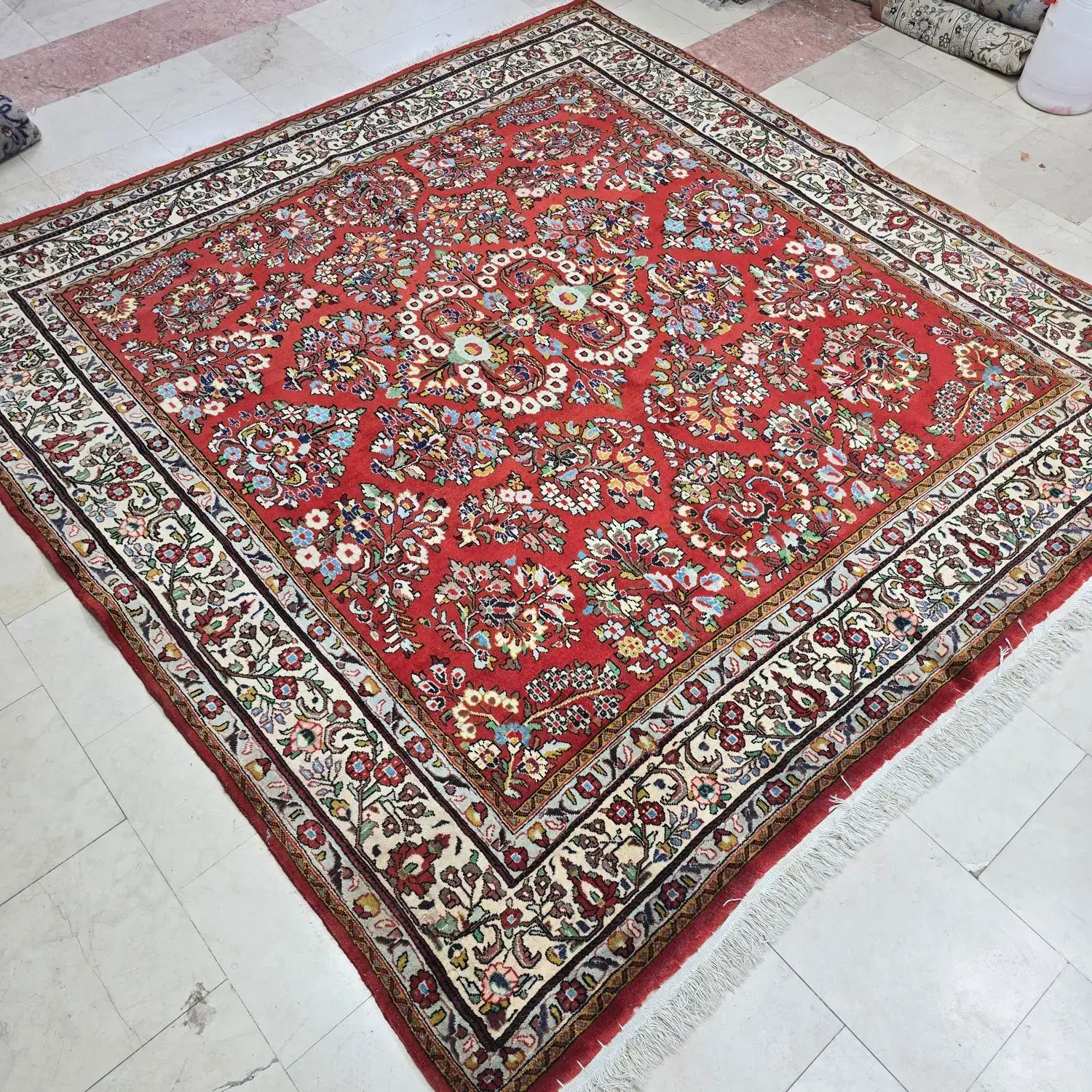 دوعدد فرش دثتباف مربع ساروق و تبریز|فرش|تهران, شیراز|دیوار