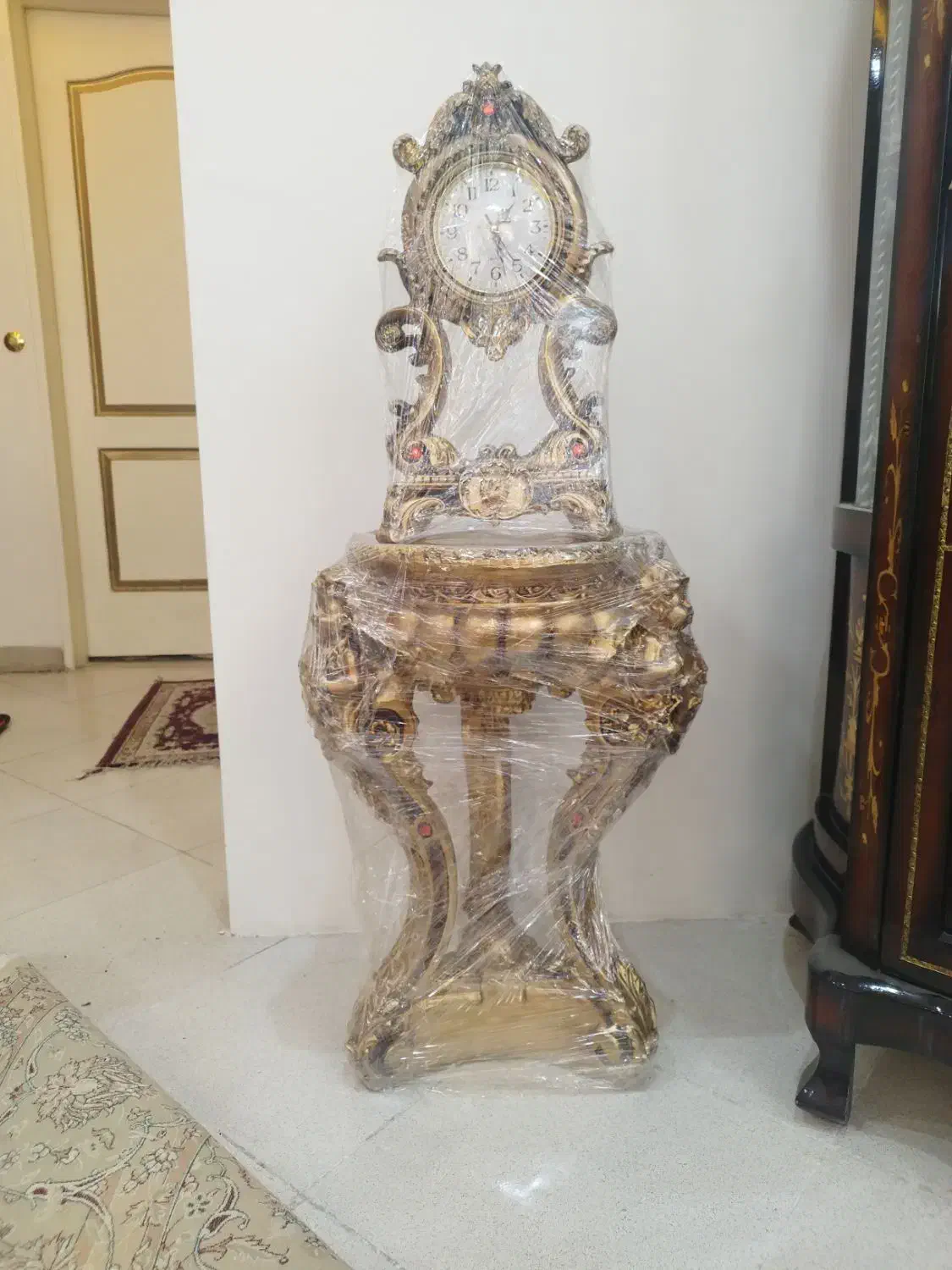 میز و ساعت کنارسالنی|مبلمان خانگی و میز عسلی|قدس, شهرقدس|دیوار