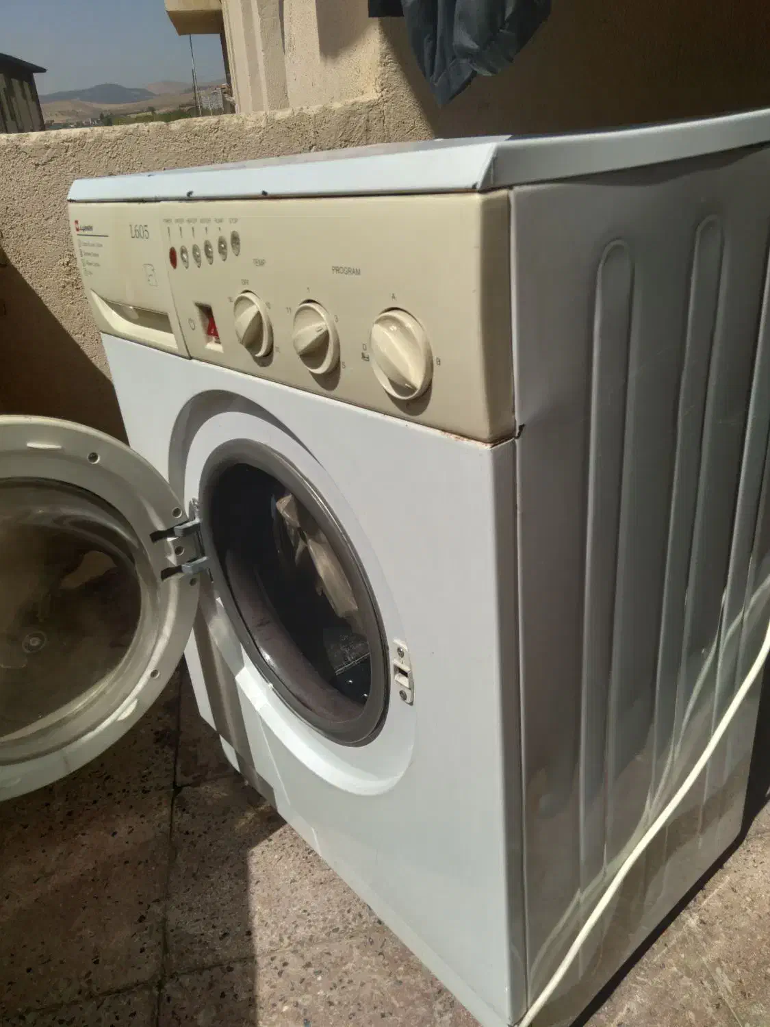 کهنه شور لیدر|ماشین لباسشویی و خشککن لباس|سقز, |دیوار