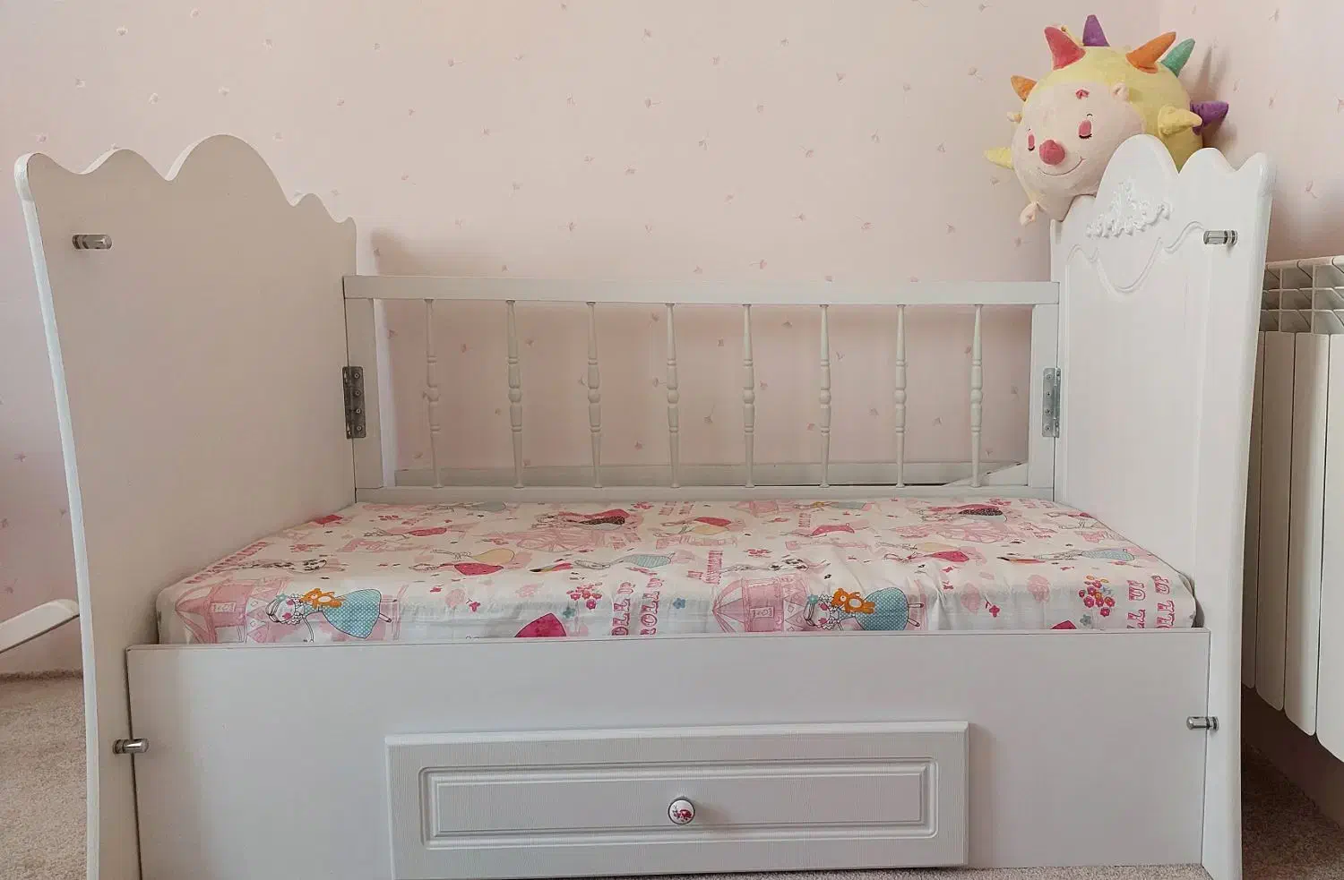 تخت کودک به همراه تشک|تخت و سرویس خواب|محمدیه-قزوین, |دیوار