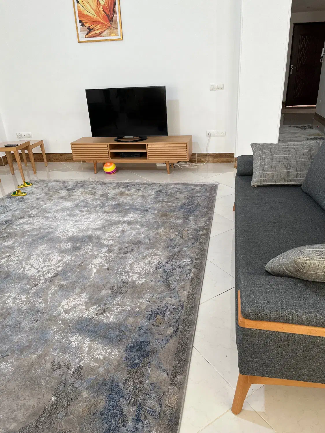 فرش|فرش|صدرا-فارس, فاز ۱|دیوار