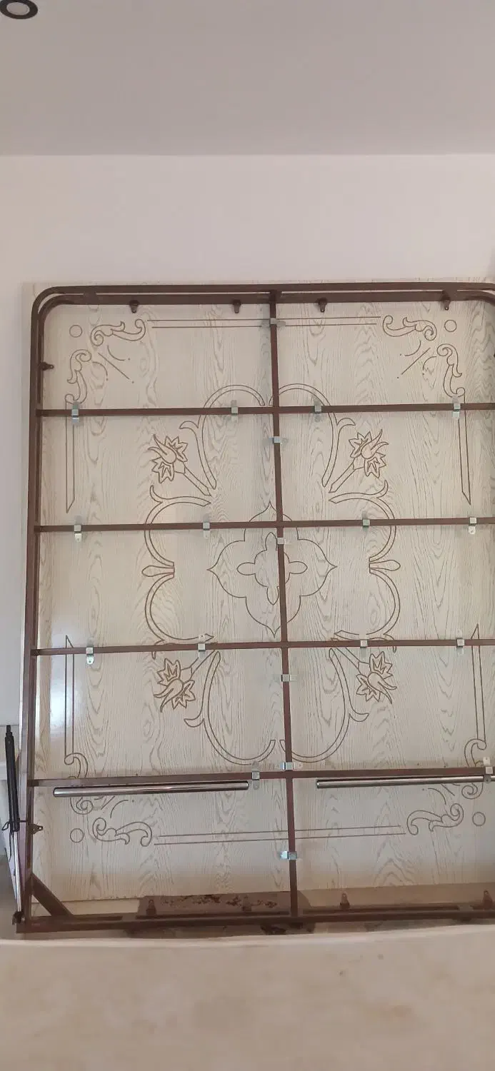 تخت تاشو|تخت و سرویس خواب|تربت جام, والفجر|دیوار